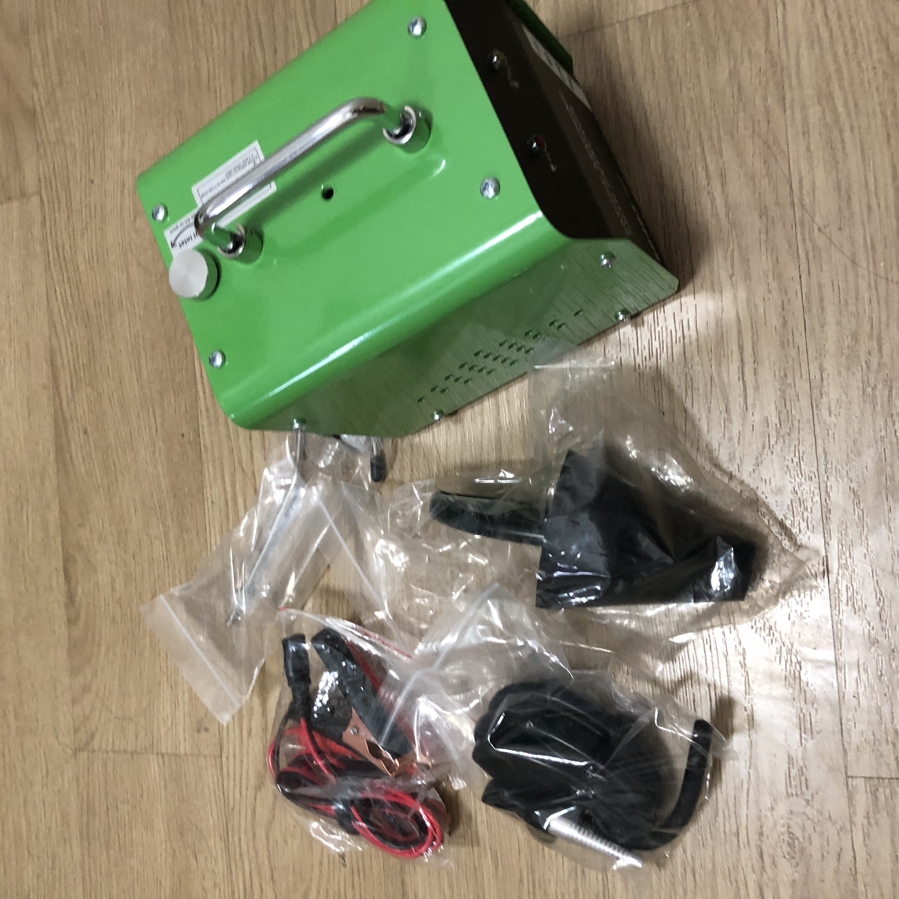 Automotive Smoke Machine Air P - огляд і ціна Smoke Leak Detector
